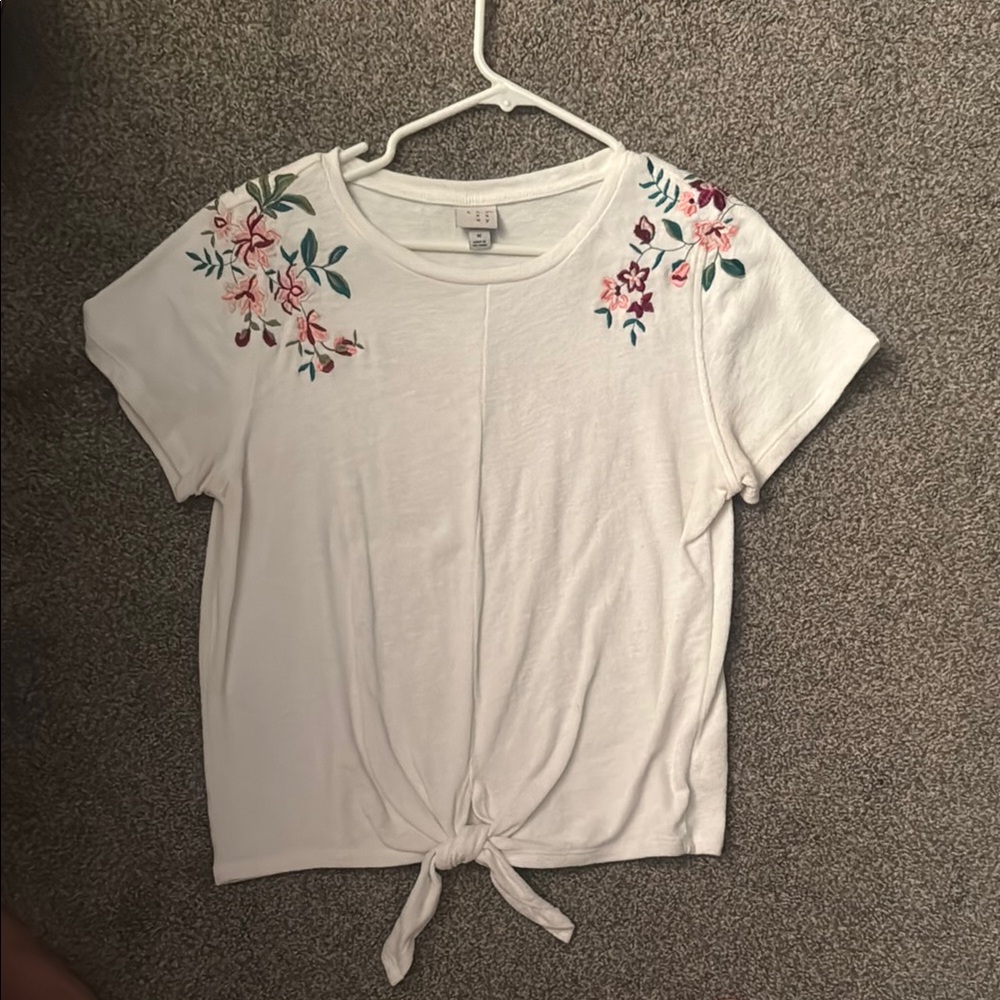 Women's White Floral Knot-Front Tee